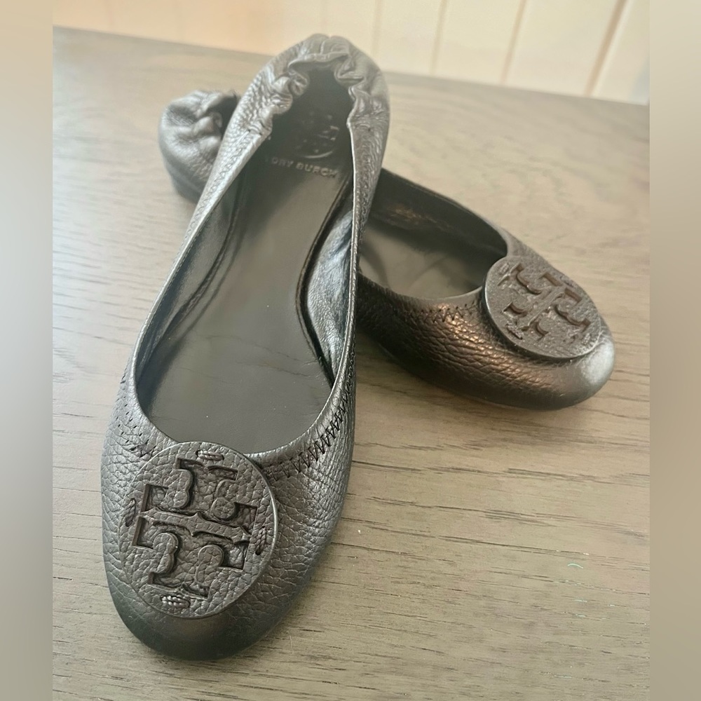 Tory Burch Flats size 8 black leather
